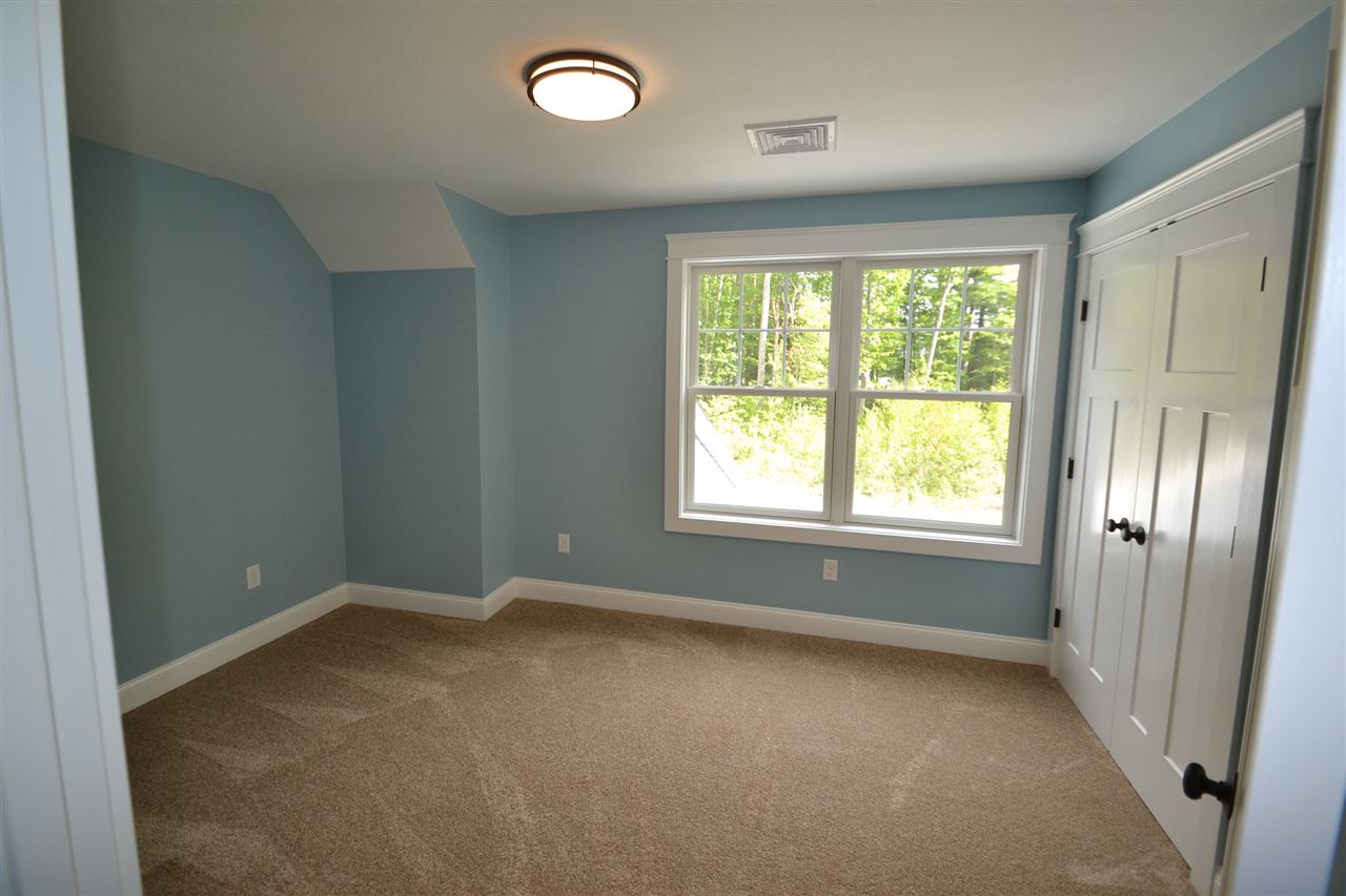 50 Laredo Lane, Unit 10 Rochester, NH 03868 - Photo 14 of 21
