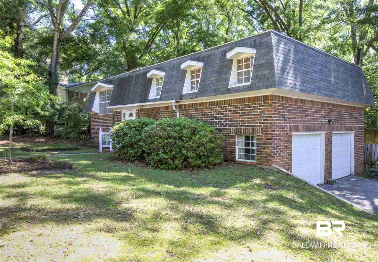 106 Ronforth Street Fairhope, AL 36532 - Photo 2 of 16