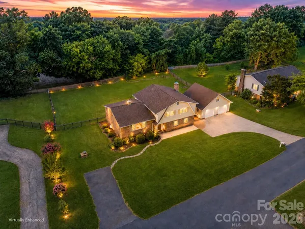 $449,700 | 3252 Holly Hill Circle, Valdese, NC 28690