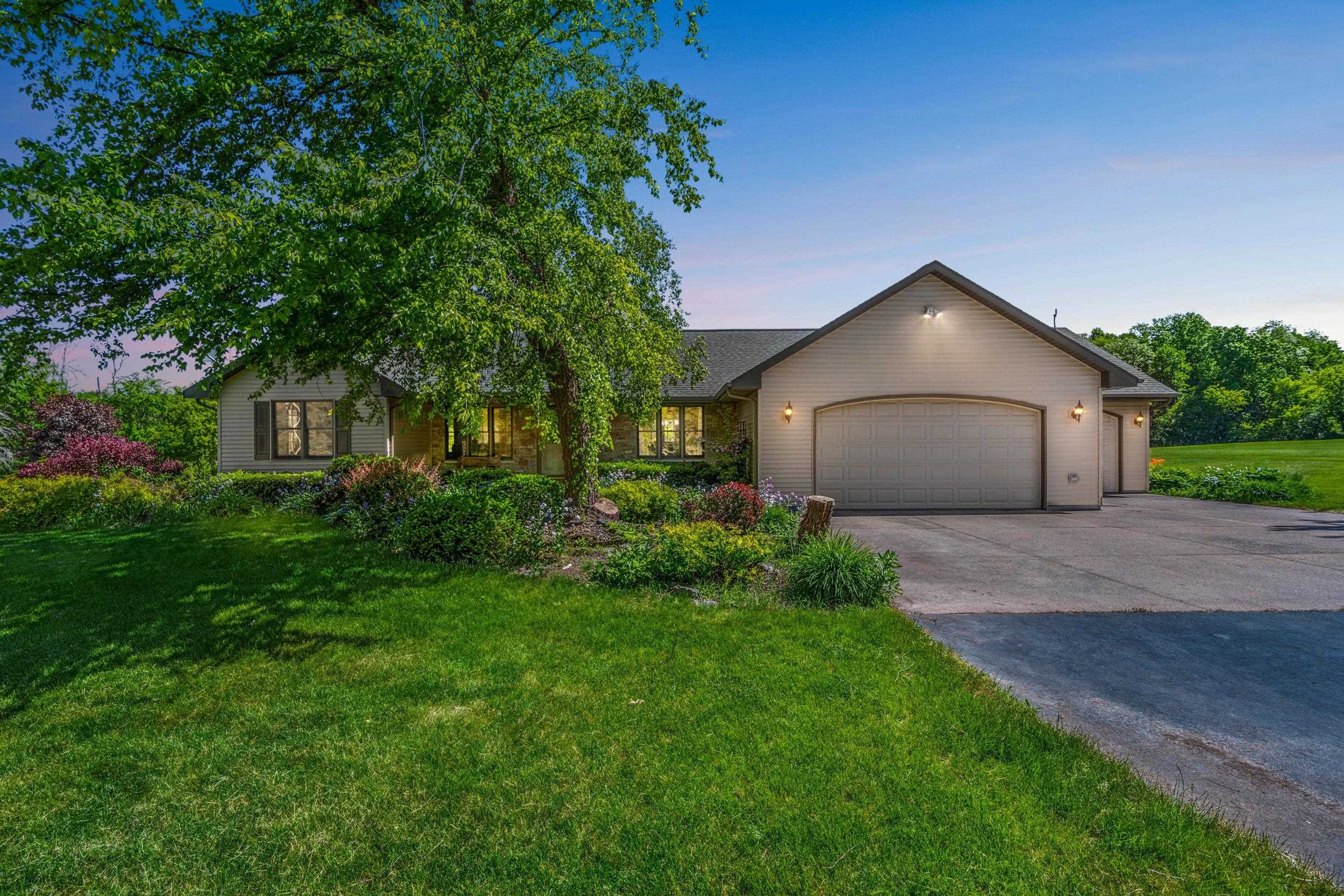 N2672 Butternut Road Hortonville, WI 54944 - Photo 1 of 32