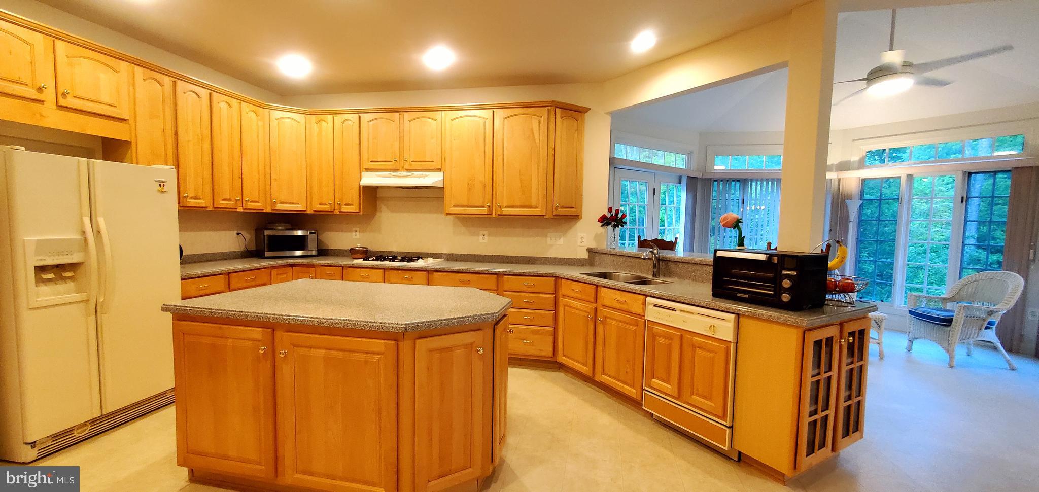 14232 Reed Farm Way North Potomac, MD 20878 - Photo 38 of 95