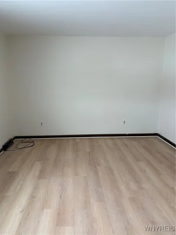 $2,200 | 431 Kaymar Drive, Amherst, NY 14228