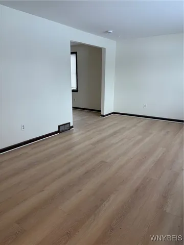 $2,200 | 431 Kaymar Drive, Amherst, NY 14228