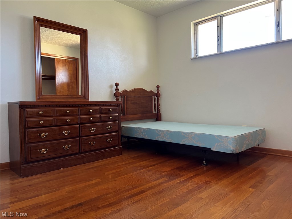 52221 Reese Road Dillonvale, OH 43917 - Photo 18 of 26 Middle bedroom 10.07 x 10.11