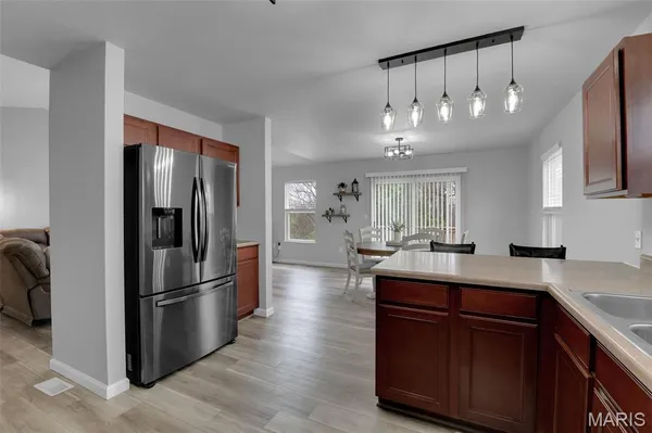 $379,000 | 1040 Stonewick Court, Herculaneum, MO 63048
