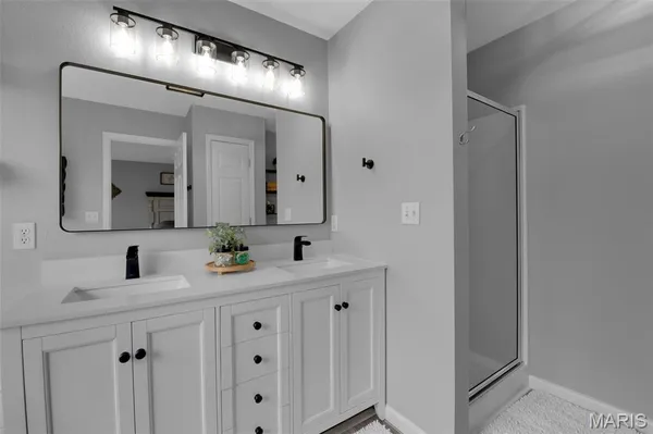 $379,000 | 1040 Stonewick Court, Herculaneum, MO 63048