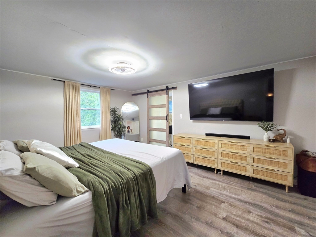 81 Limerick Street Gardner, MA 01440 - Photo 25 of 42