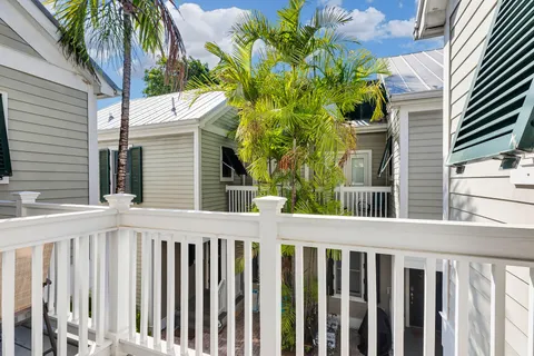 $1,115,000 | 713 Emma Street, Unit 1, Key West, FL 33040