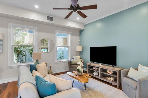 $1,115,000 | 713 Emma Street, Unit 1, Key West, FL 33040