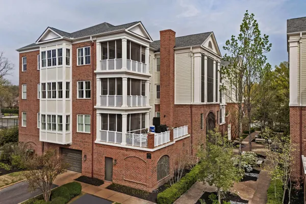 $1,050,000 | 5194 Lexington Club Cove, Unit 401402, Memphis, TN 38117