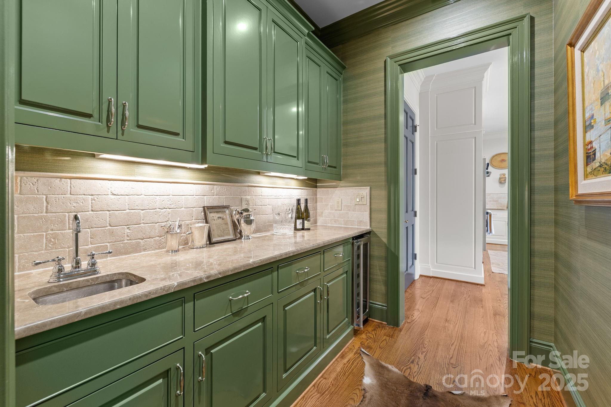 168 Cherokee Road Charlotte, NC 28207 - Photo 13 of 44 a kitchen with sink and cabinets