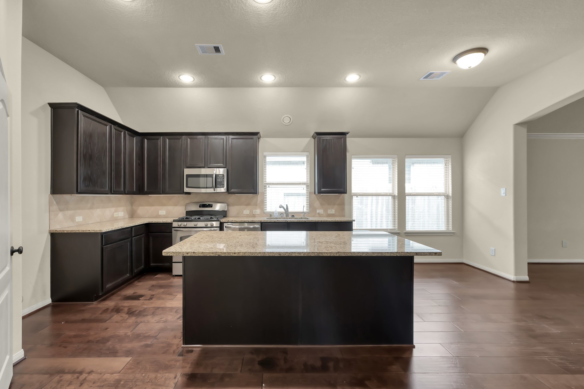 17243 Rookery Court Conroe, TX 77385 - Photo 15 of 50