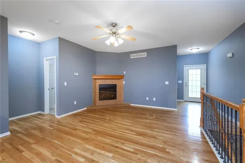 $228,000 | 10410 East 45th Terrace, Kansas City, MO 64133