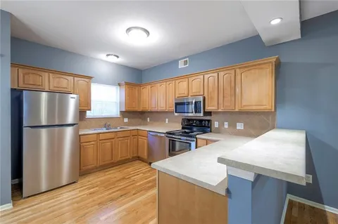 $228,000 | 10410 East 45th Terrace, Kansas City, MO 64133