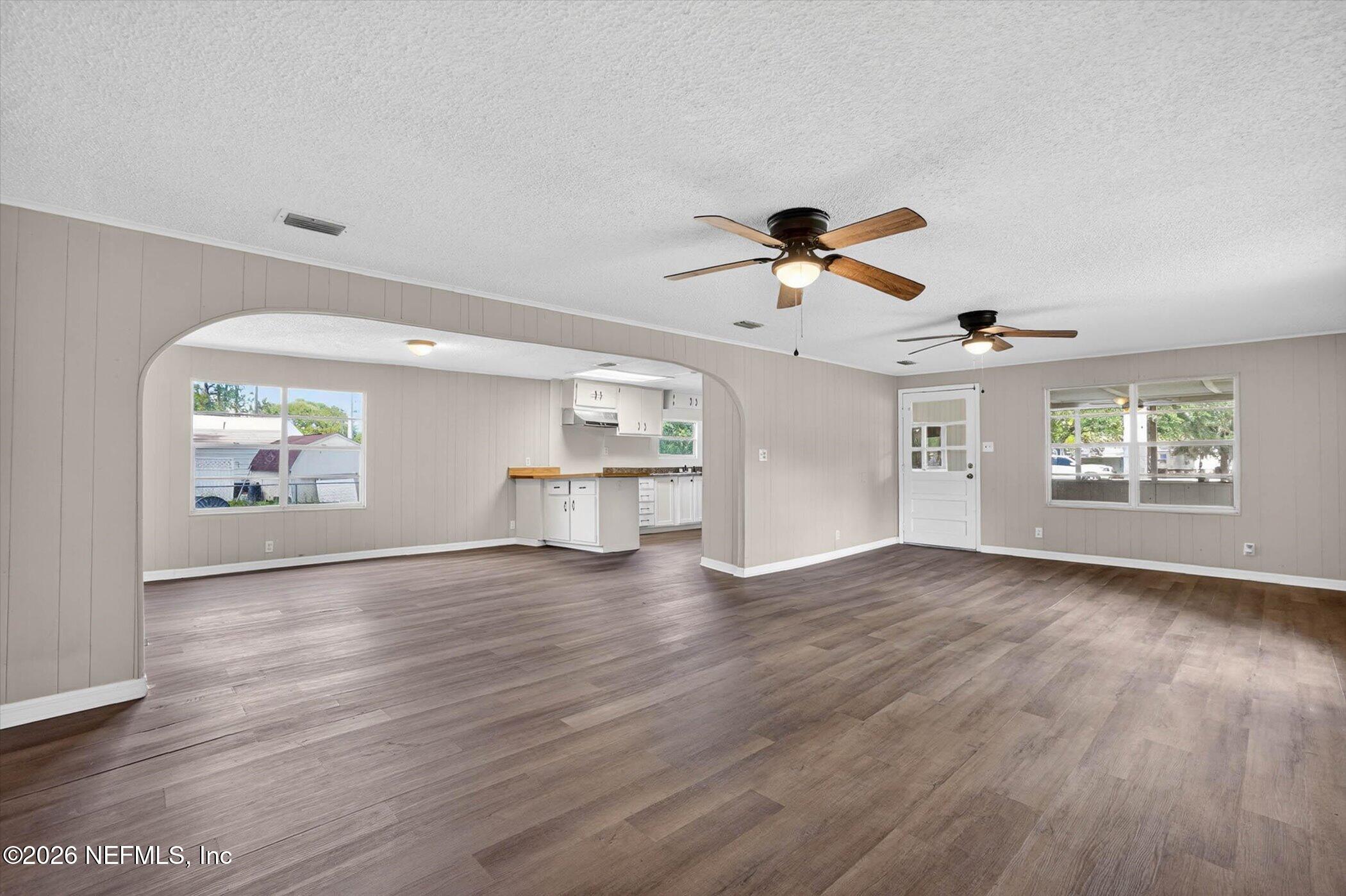 160 Southwest 9th Avenue Lake Butler, FL 32054 - Photo 11 of 42 09-160-SW-9th-Ave-WindowStill-Photograph