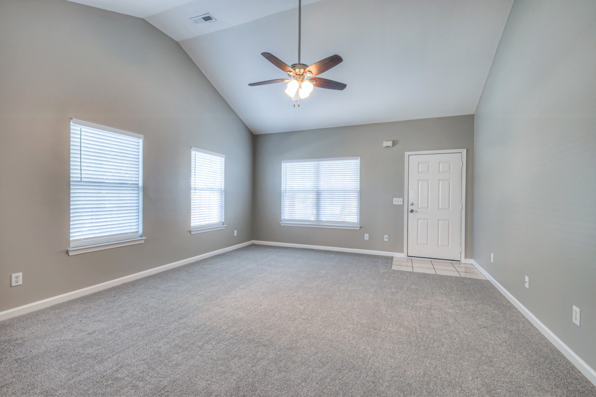 1101 Downs Boulevard, Unit 147 Franklin, TN 37064 - Photo 8 of 26 a view of an empty room with a window