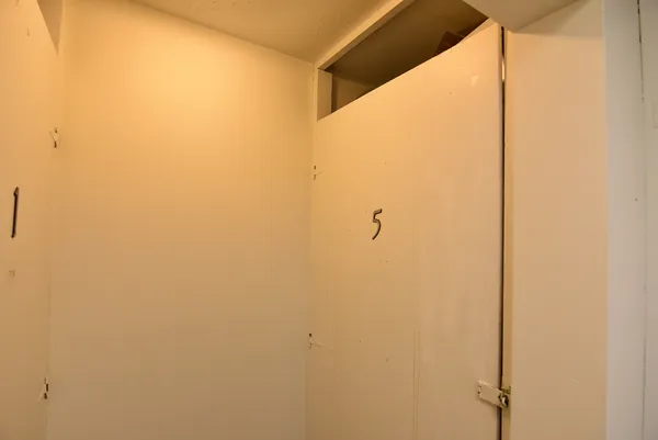 $230,000 | 7734 Woodward Avenue, Unit 5, Woodridge, IL 60517