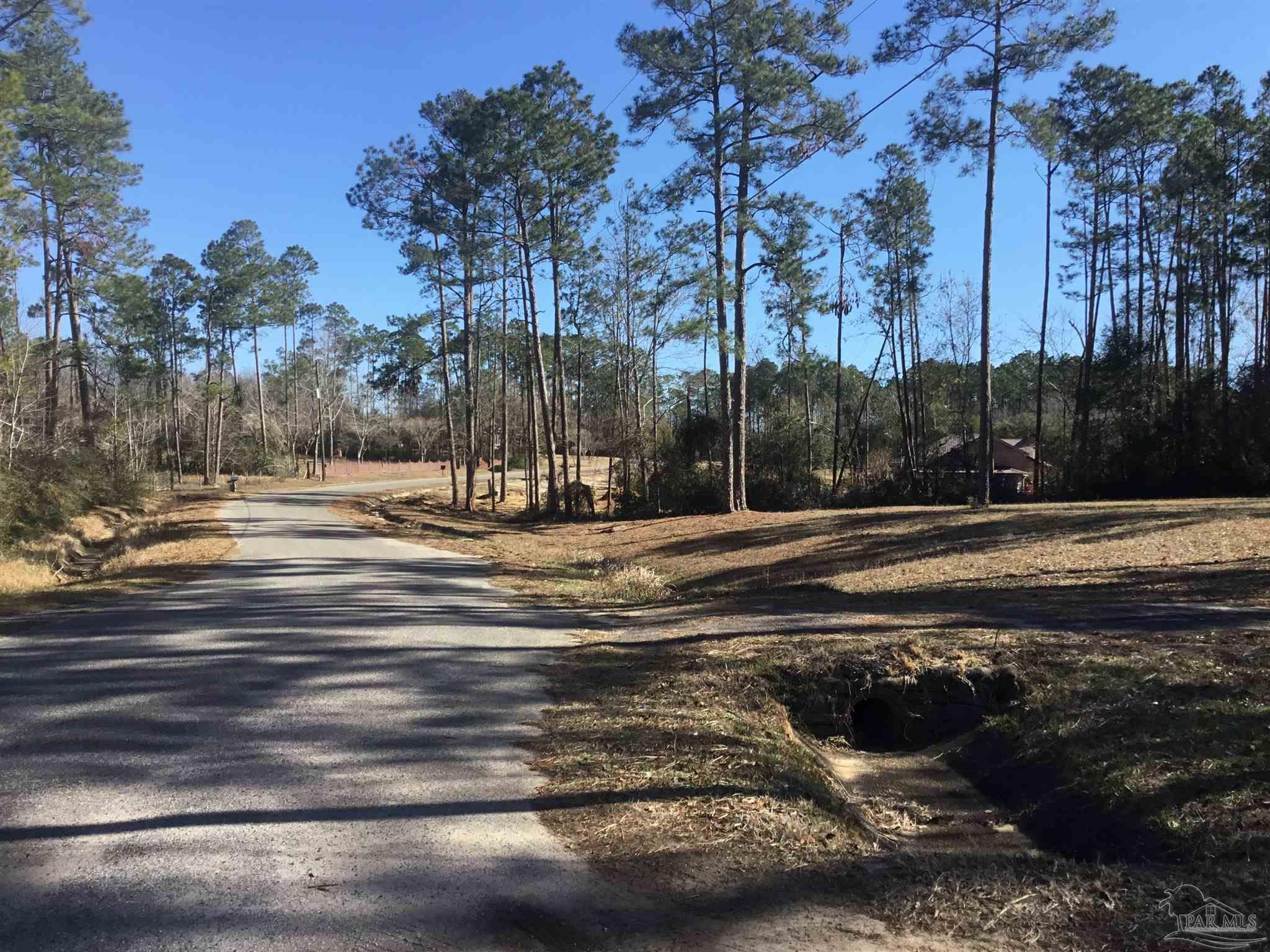 1291 Ridge Way Cantonment, FL 32533 - Photo 5 of 45