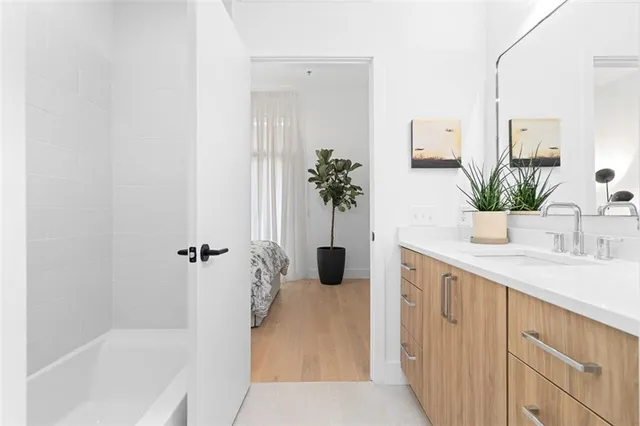 $599,000 | 567 Ponce De Leon Avenue Northeast, Unit 510, Atlanta, GA 30308