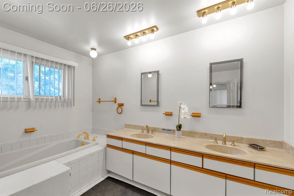 21362 Lahser Road Southfield, MI 48075 - Photo 41 of 66