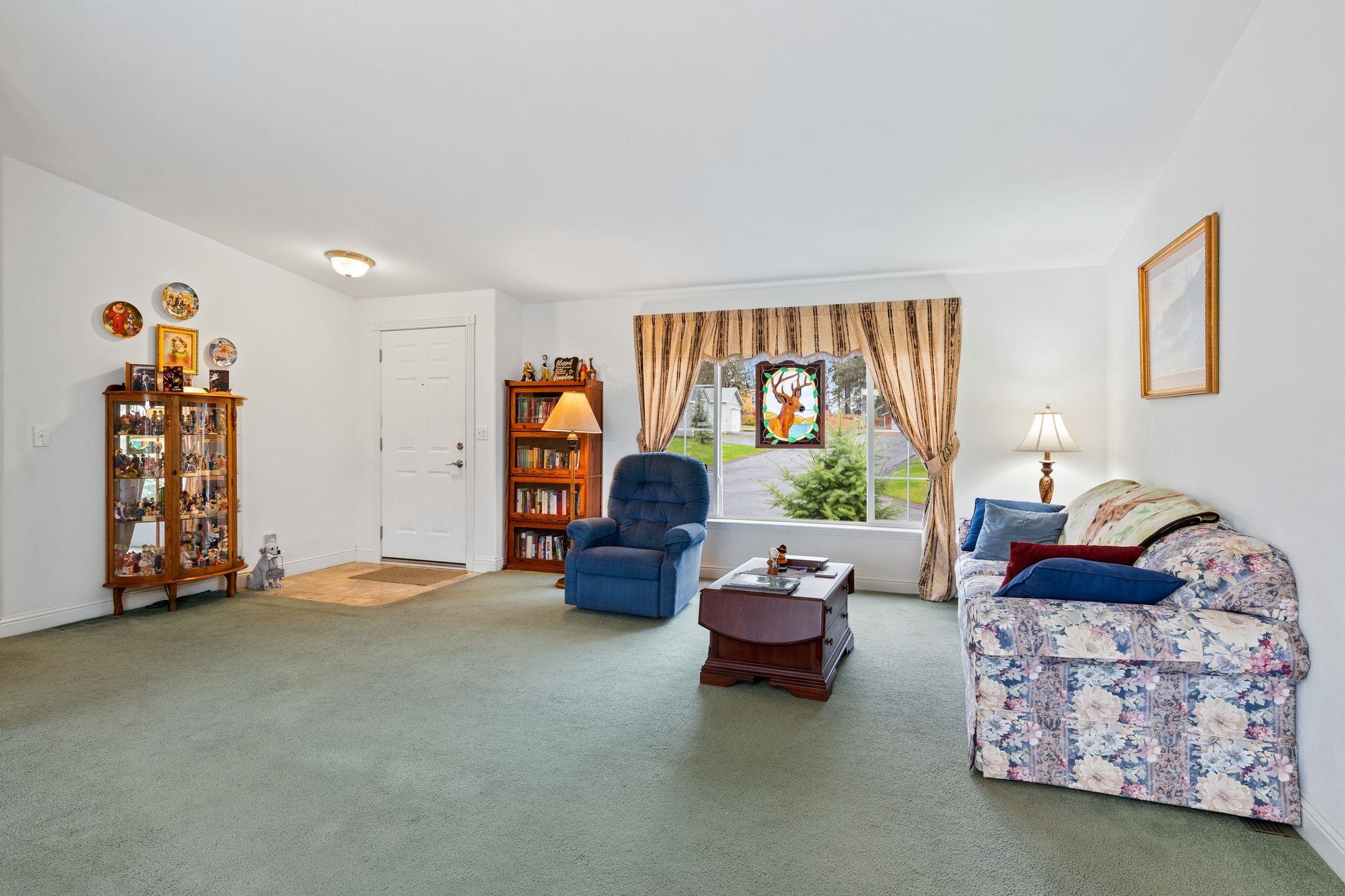 14602 North Farragut Lane Mead, WA 99021 - Photo 4 of 29 Gallery Image 4