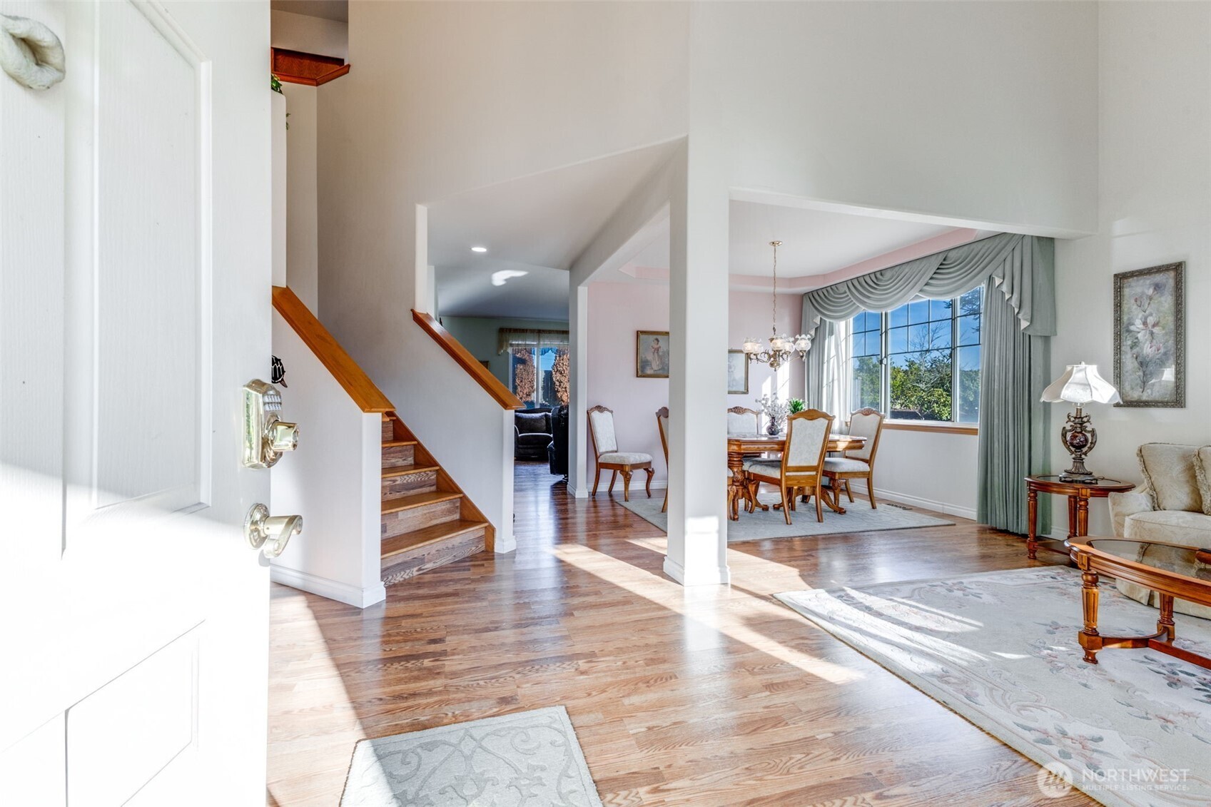 5103 80th Street Southwest Lakewood, WA 98499 - Photo 5 of 33 a living room with furniture and wooden floor