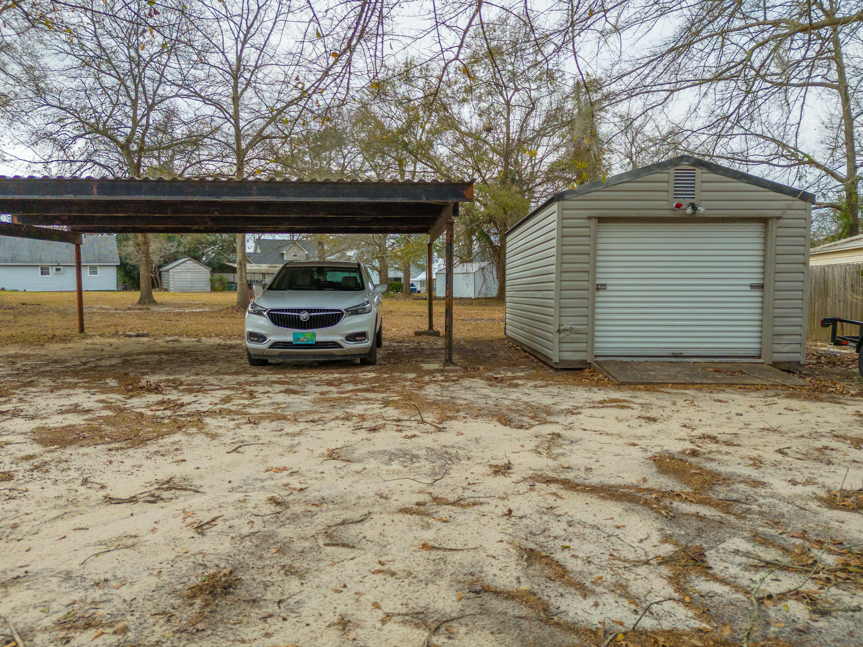 1236 Pond View Road Manning, SC 29102 - Photo 16 of 17 DJI_20240112133934_0015_D