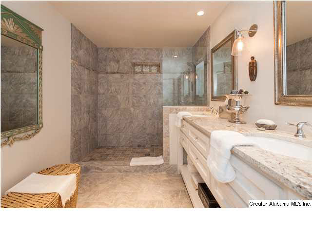 850 Jasmine Hill Road Pelham, AL 35124 - Photo 4 of 31