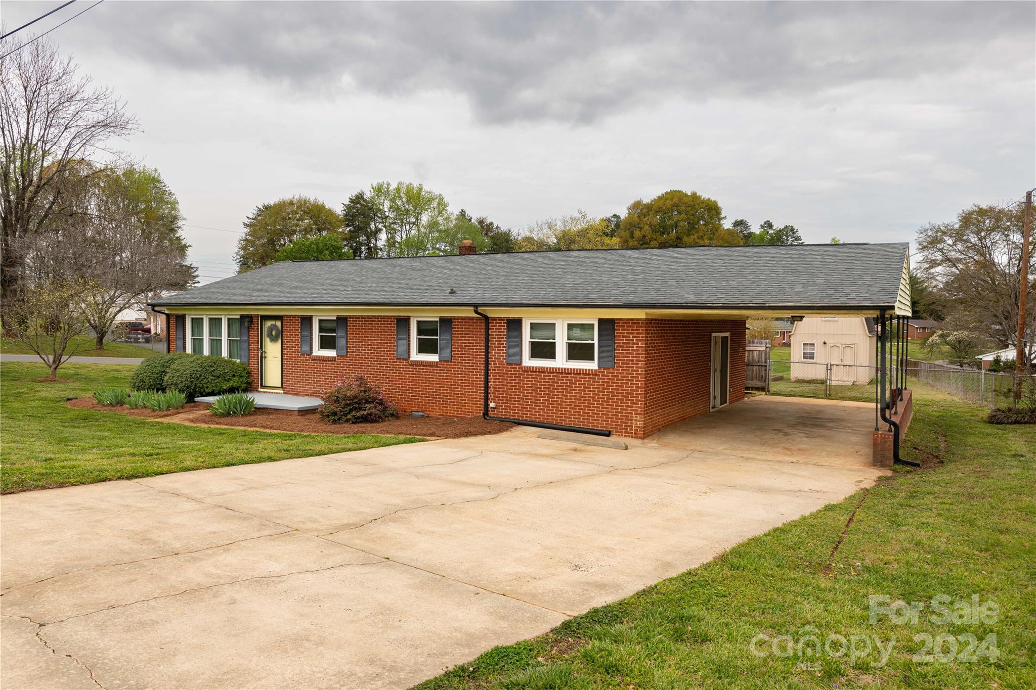306 Park Road Mount Holly, NC 28120 - Photo 2 of 25 Gallery Image 2