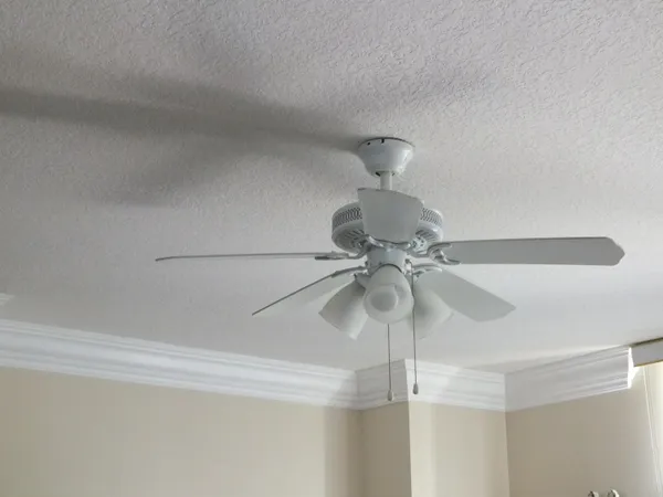 $2,500 | 610 Clematis Street, Unit 728, West Palm Beach, FL 33401