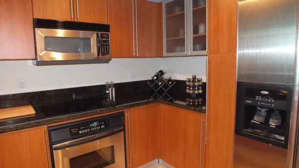 $2,500 | 610 Clematis Street, Unit 728, West Palm Beach, FL 33401