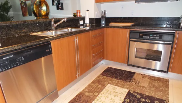 $2,500 | 610 Clematis Street, Unit 728, West Palm Beach, FL 33401