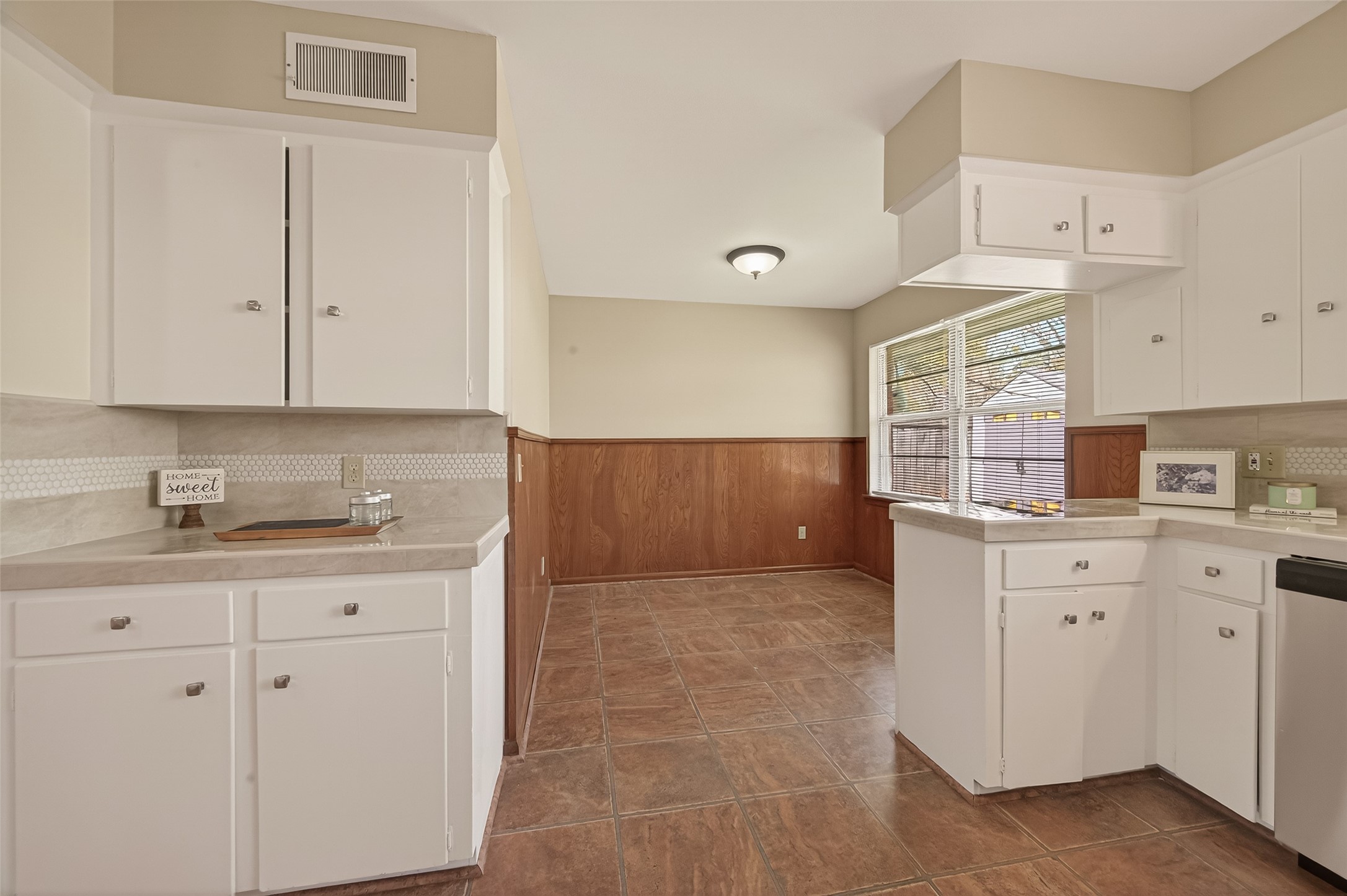 5646 Hazen Street Houston, TX 77081 - Photo 19 of 43
