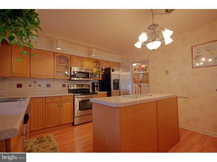 812 Buckingham Road Jenkintown, PA 19046 - Photo 9 of 25 Kitchen