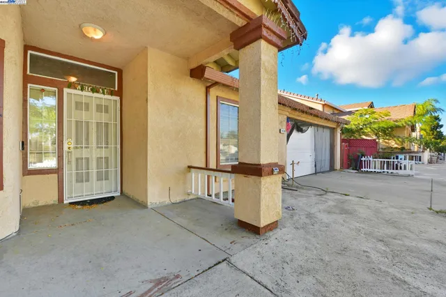 a view of a livingroom with wooden floor