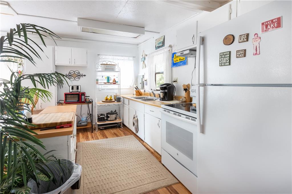 2707 Lakeview Road Confluence, PA 15424 - Photo 15 of 24