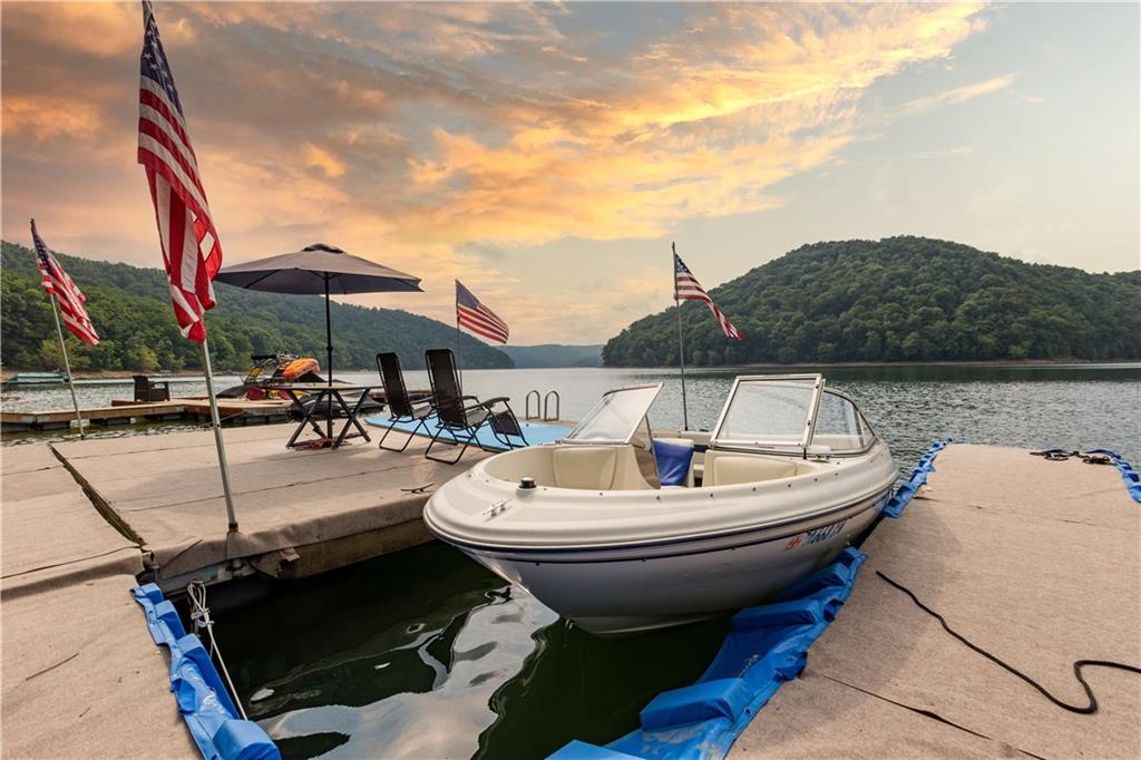 2707 Lakeview Road Confluence, PA 15424 - Photo 4 of 24