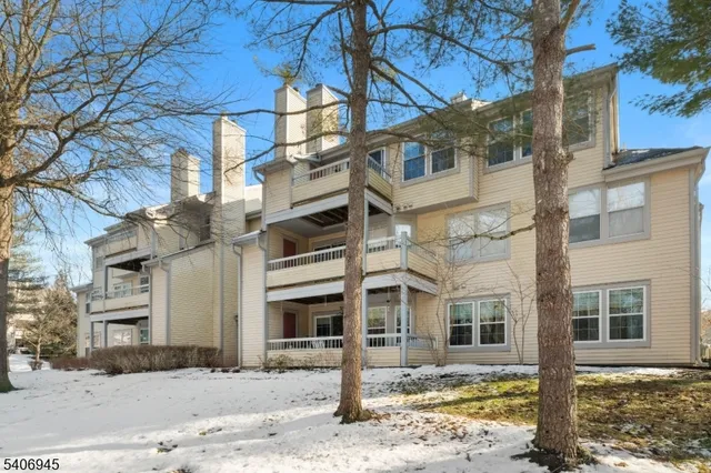 $365,000 | 303 Trinity Court, Unit 11, Princeton, NJ 08540