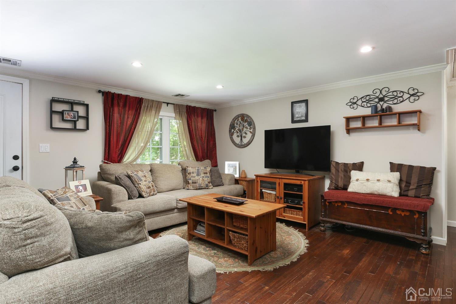 67 Farrington Road Matawan, NJ 07747 - Photo 20 of 22 Gallery Image 20