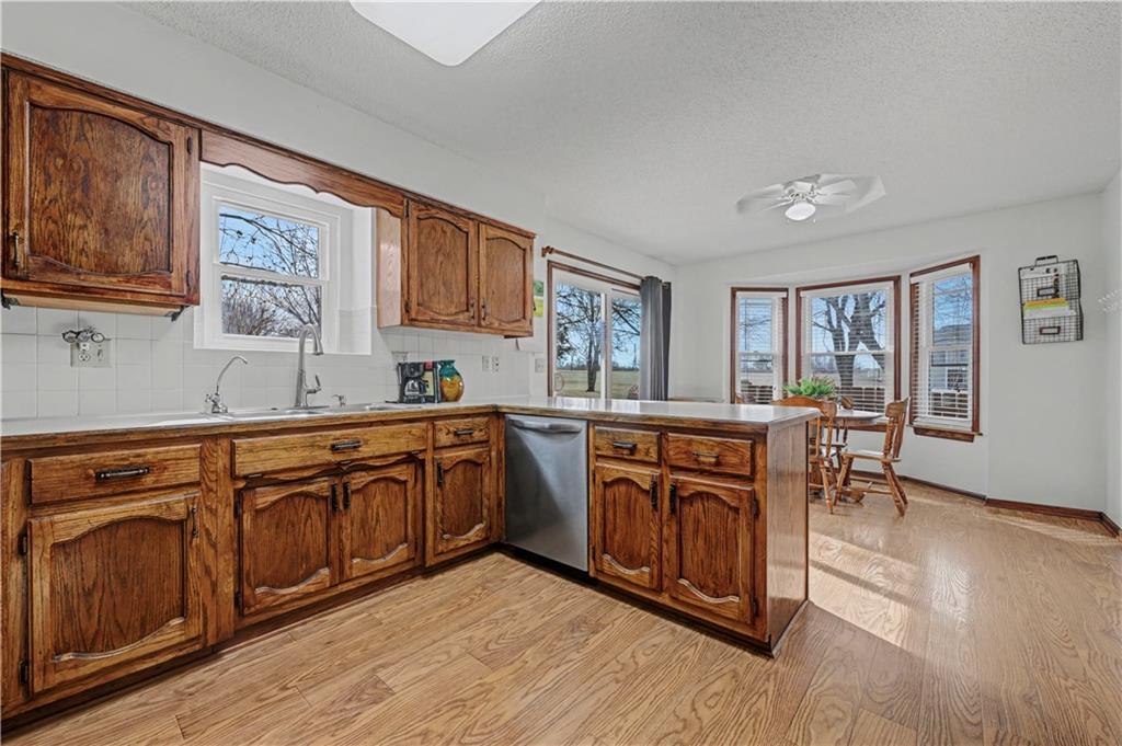307 East Gore Road Raymore, MO 64083 - Photo 10 of 38