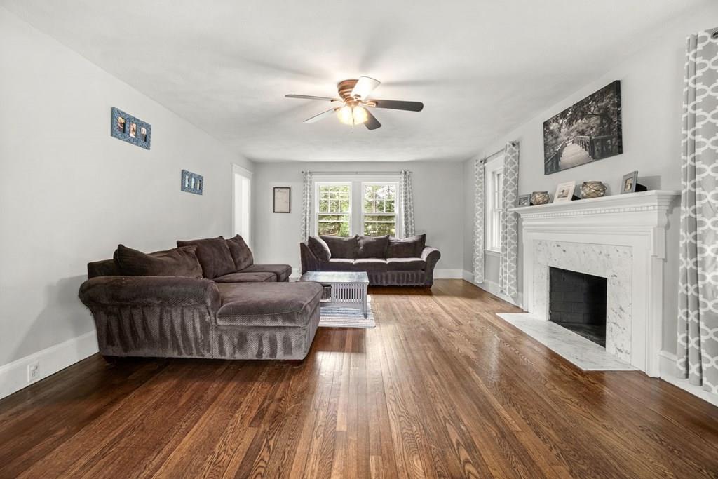 12 Glen Road Wilmington, MA 01887 - Photo 8 of 29 Gallery Image 8