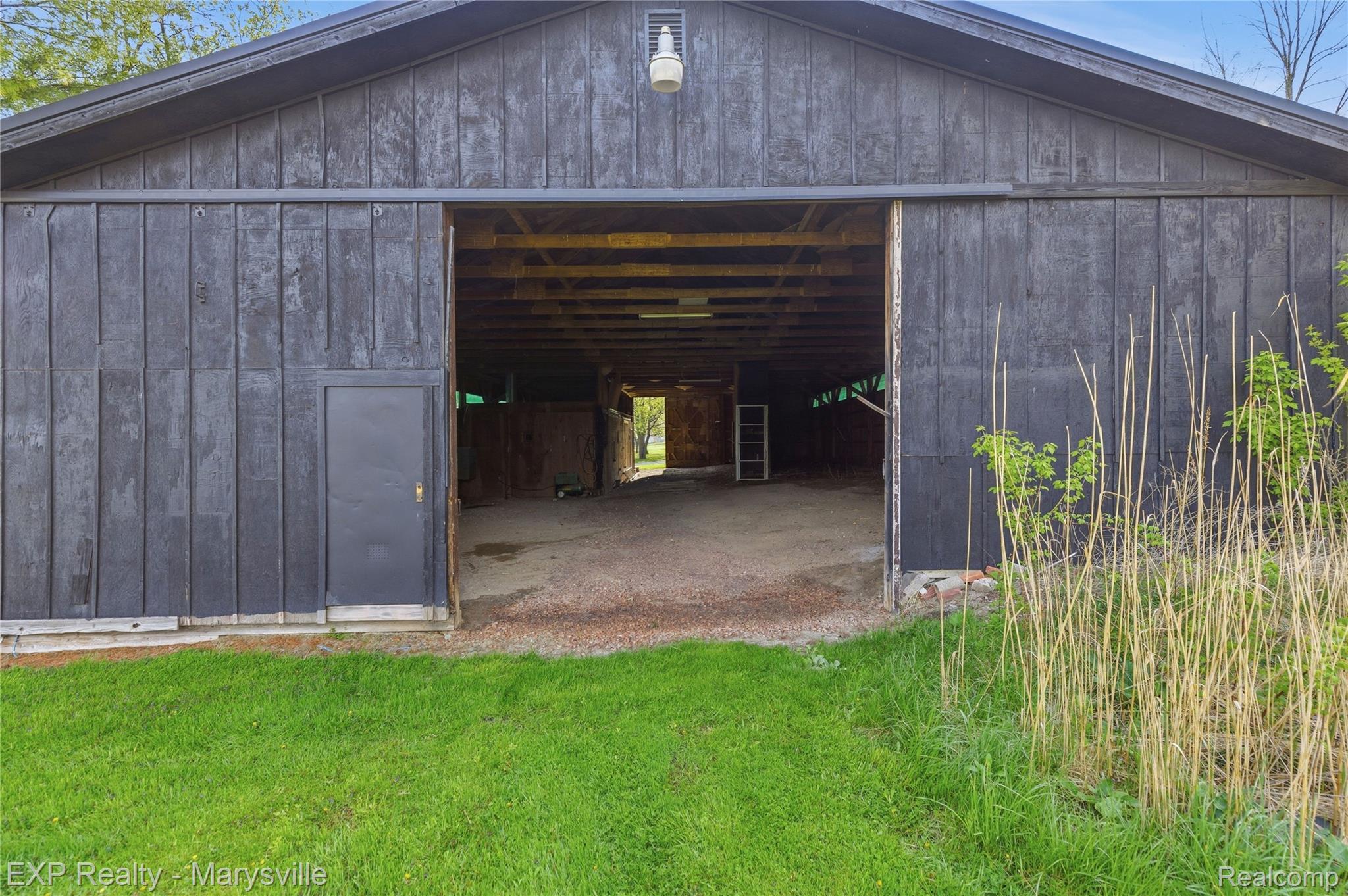 3345 Beach Road Port Huron, MI 48060 - Photo 52 of 89 View of pole building