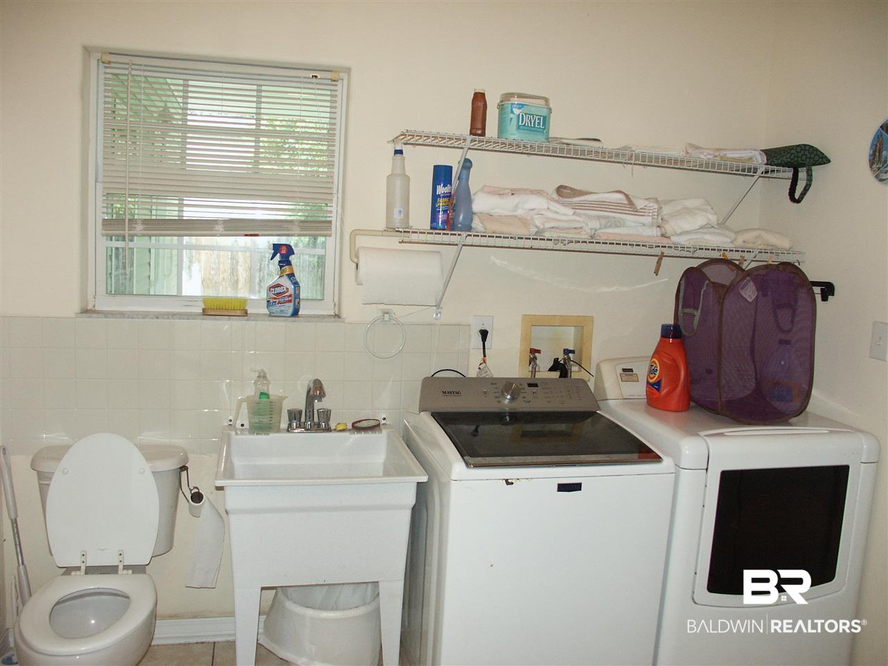 1197 Ridgewood Drive Lillian, AL 36549 - Photo 15 of 21 Laundry