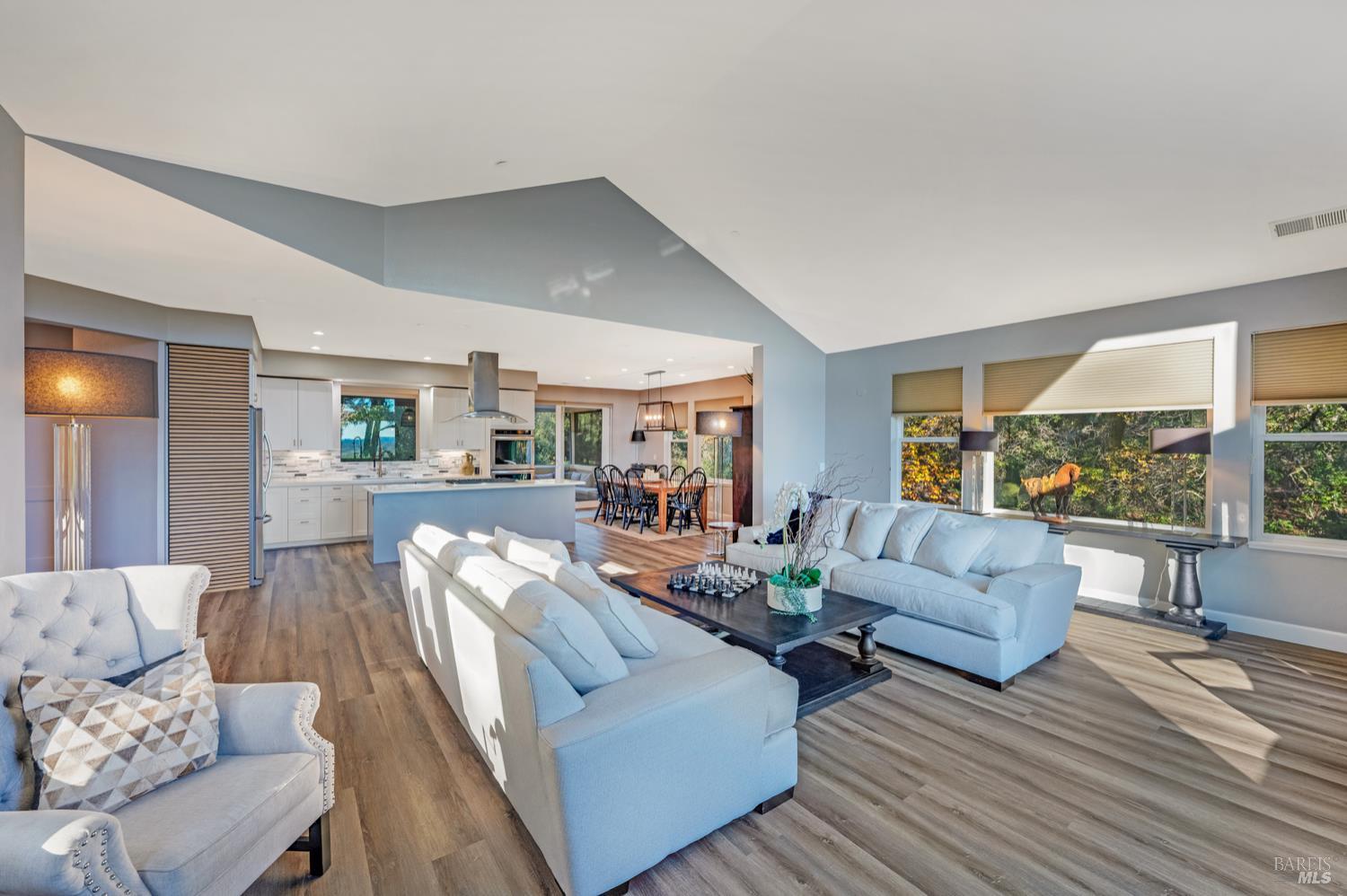 1441 Timberhill Road Santa Rosa, CA 95401 - Photo 16 of 47