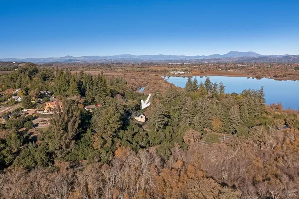 $990,000 | 1441 Timberhill Road, Santa Rosa, CA 95401