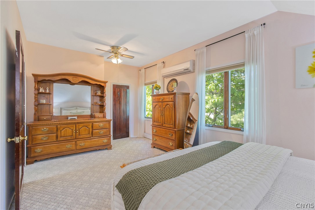 6176 Lakeshore Road Cicero, NY 13039 - Photo 30 of 50 Primary Bedroom