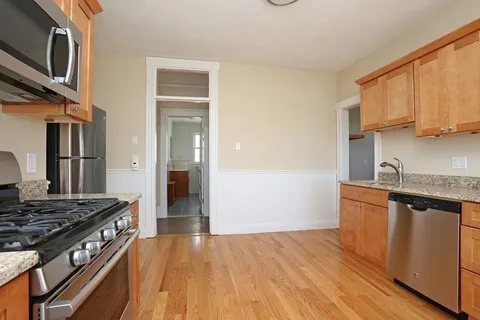 $3,700 | 1 Orient Avenue, Unit 2, Boston, MA 02128