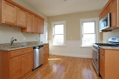 $3,700 | 1 Orient Avenue, Unit 2, Boston, MA 02128