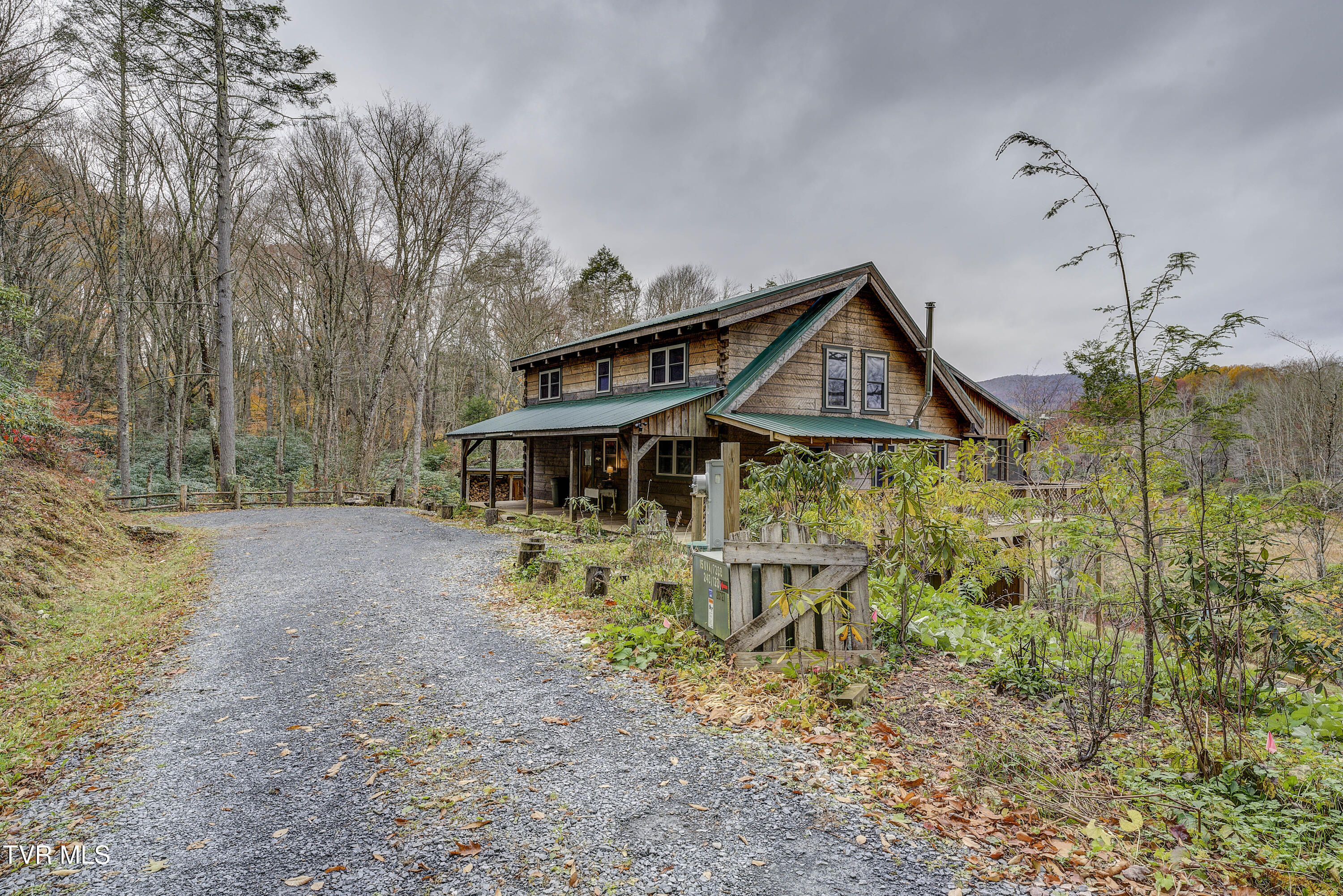 368 Ripshin Lake Road Roan Mountain, TN 37687 - Photo 19 of 100 Ripshin-58