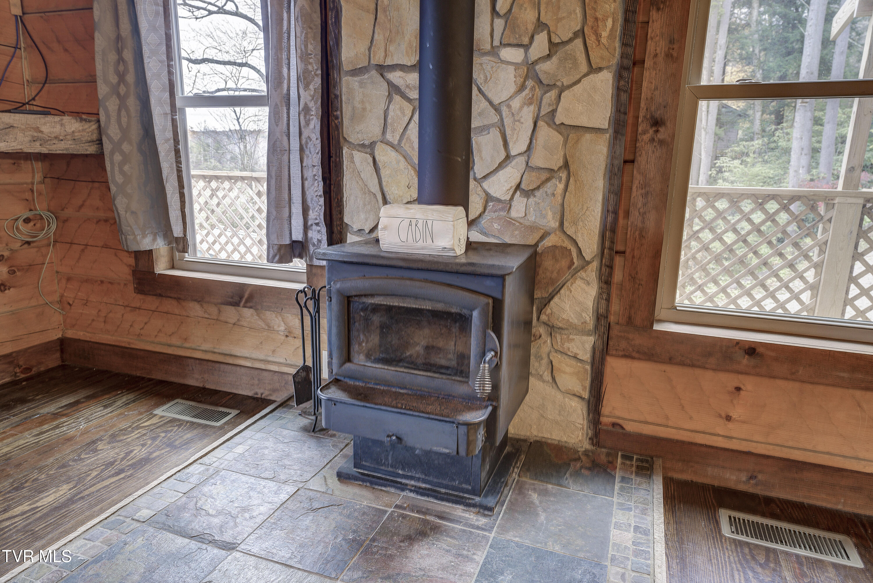 368 Ripshin Lake Road Roan Mountain, TN 37687 - Photo 31 of 100 Ripshin-14